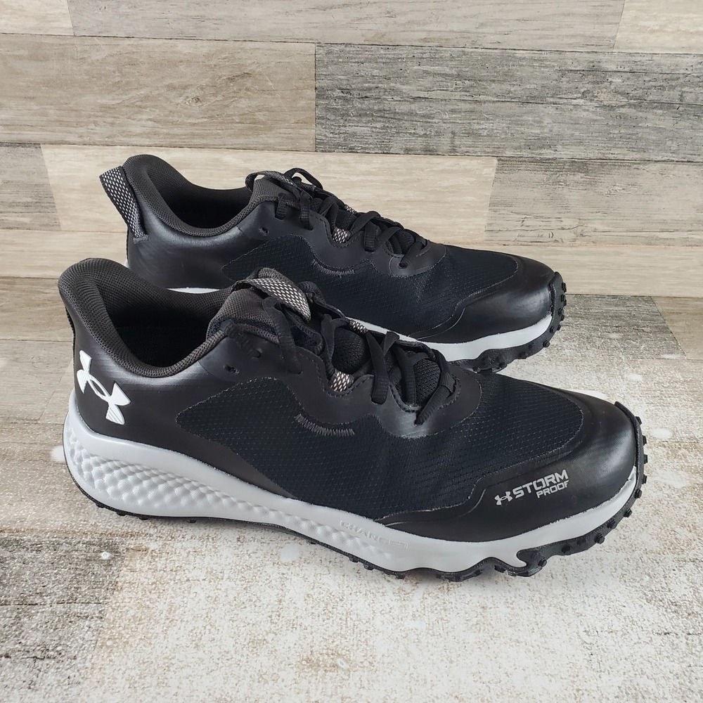 Under Armour Charged Maven Trail Mens Hiking Shoes Sz 10 Black Lace Up Sneakers